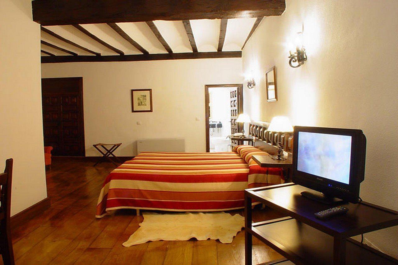 Hotel Nuevo Arlanza Covarrubias Luaran gambar