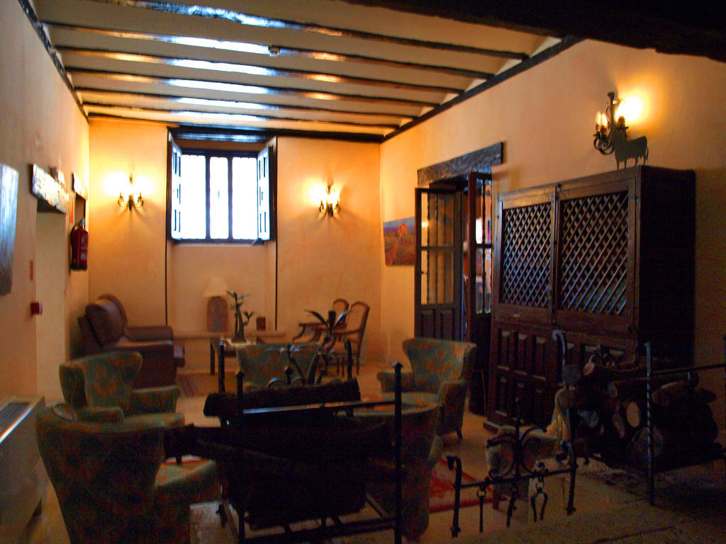 Hotel Nuevo Arlanza Covarrubias Luaran gambar