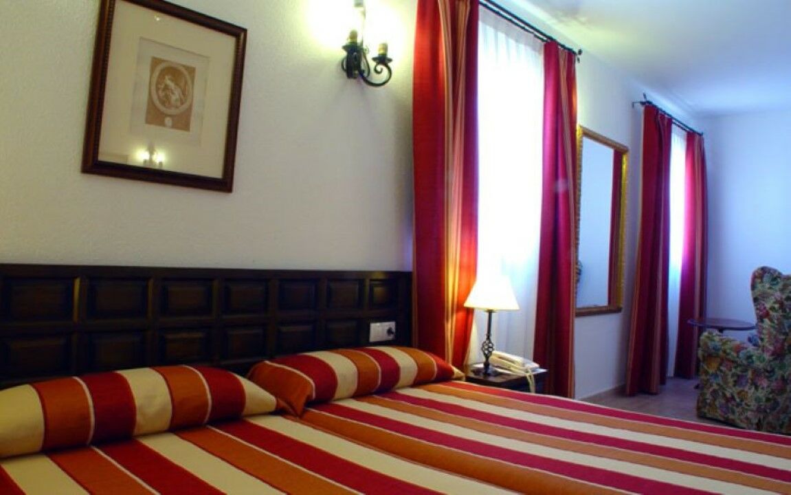 Hotel Nuevo Arlanza Covarrubias Luaran gambar